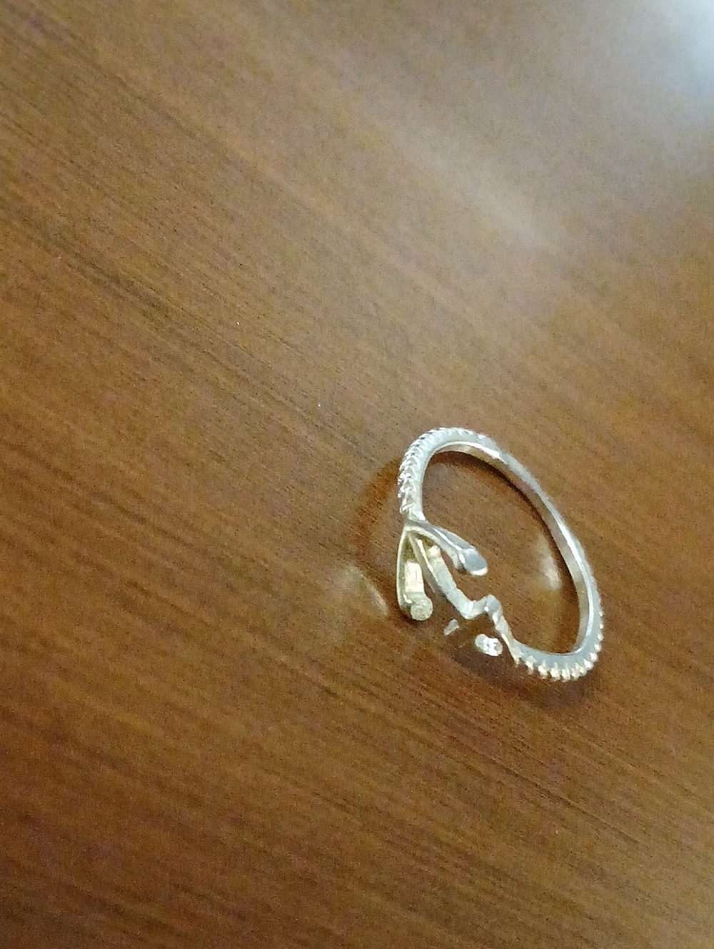 Silver Tone Anchor Accent Ring - Elegant Fashion Jewelry Size 7.5